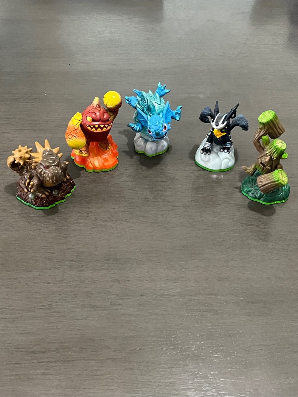 Skylanders 5 Figure Bundle - Bash, Eruptor, Warnado, Sonic Boom and Stump Smash